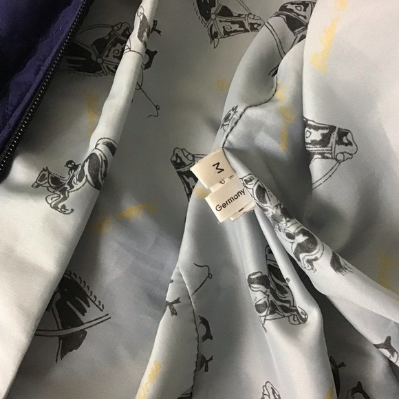 Golden Dress Blue Made in Germany  quilted equestrian barn jacket. Size medium. - Picture 6 of 13